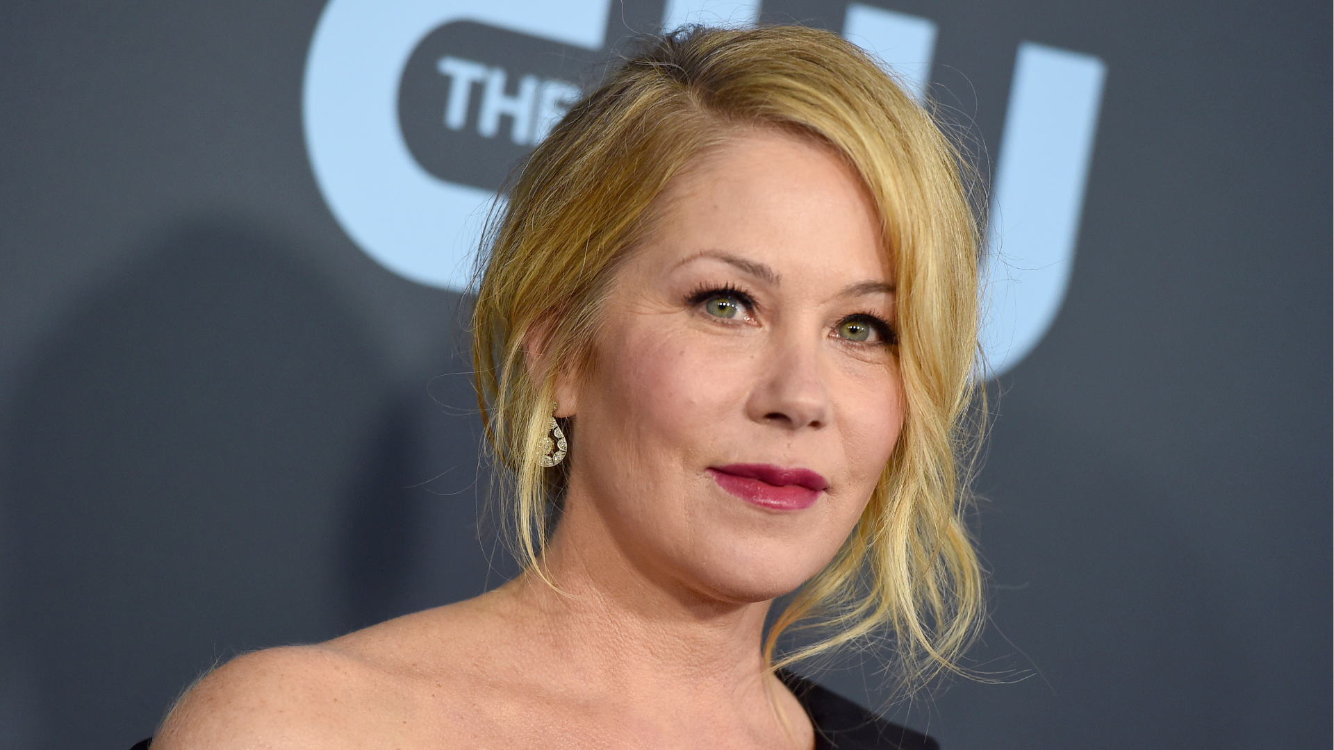 Christina Applegate shares update after revealing MS misdiagnosis
       — Massapequa Community news