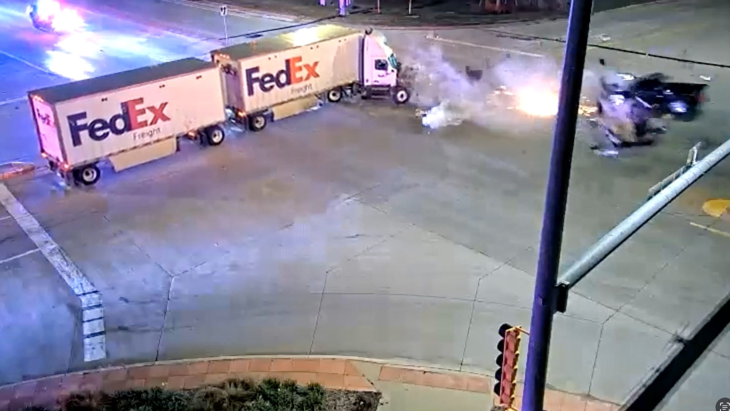 Watch: Suspect fleeing from police crashes into FedEx semi-truck — Massapequa Community news